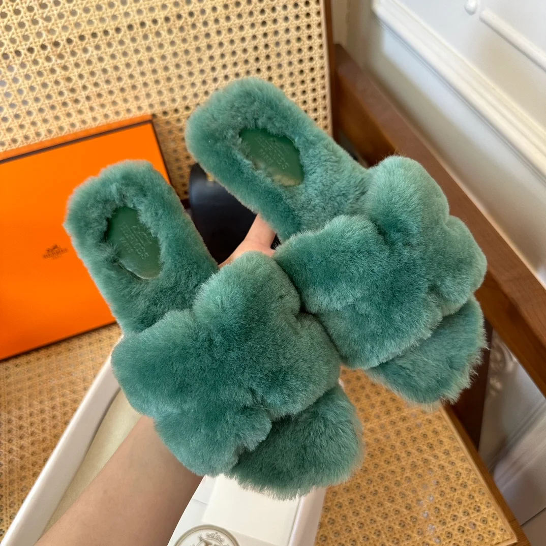 에르메스 시어링 오란 슬리퍼 그린