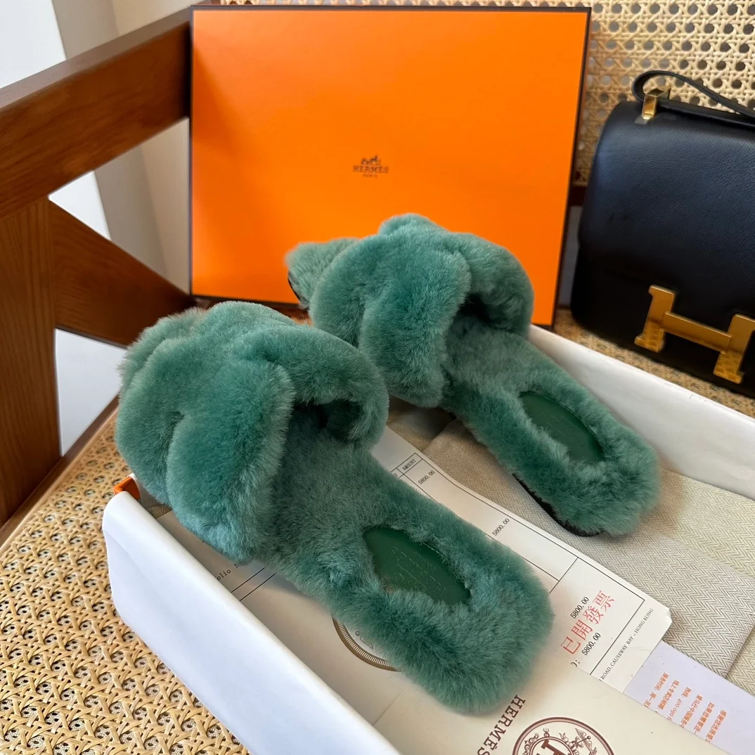 에르메스 시어링 오란 슬리퍼 그린