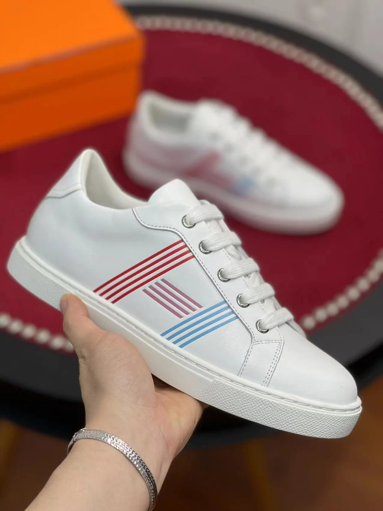 에르메스 아반티지 스니커즈 화이트