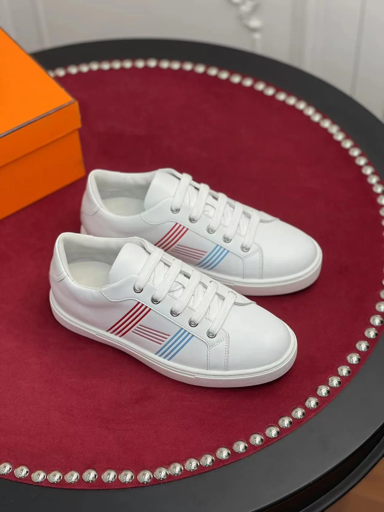 에르메스 아반티지 스니커즈 화이트