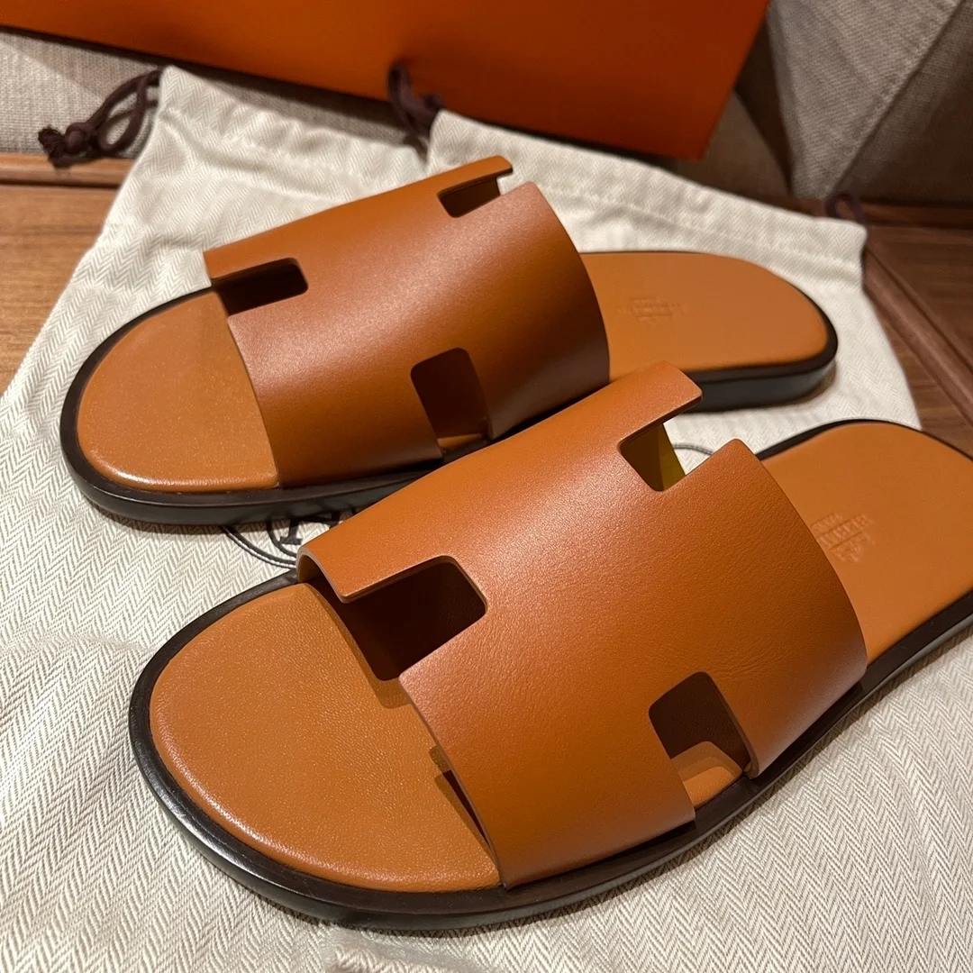 에르메스 이즈미르 샌들 브라운