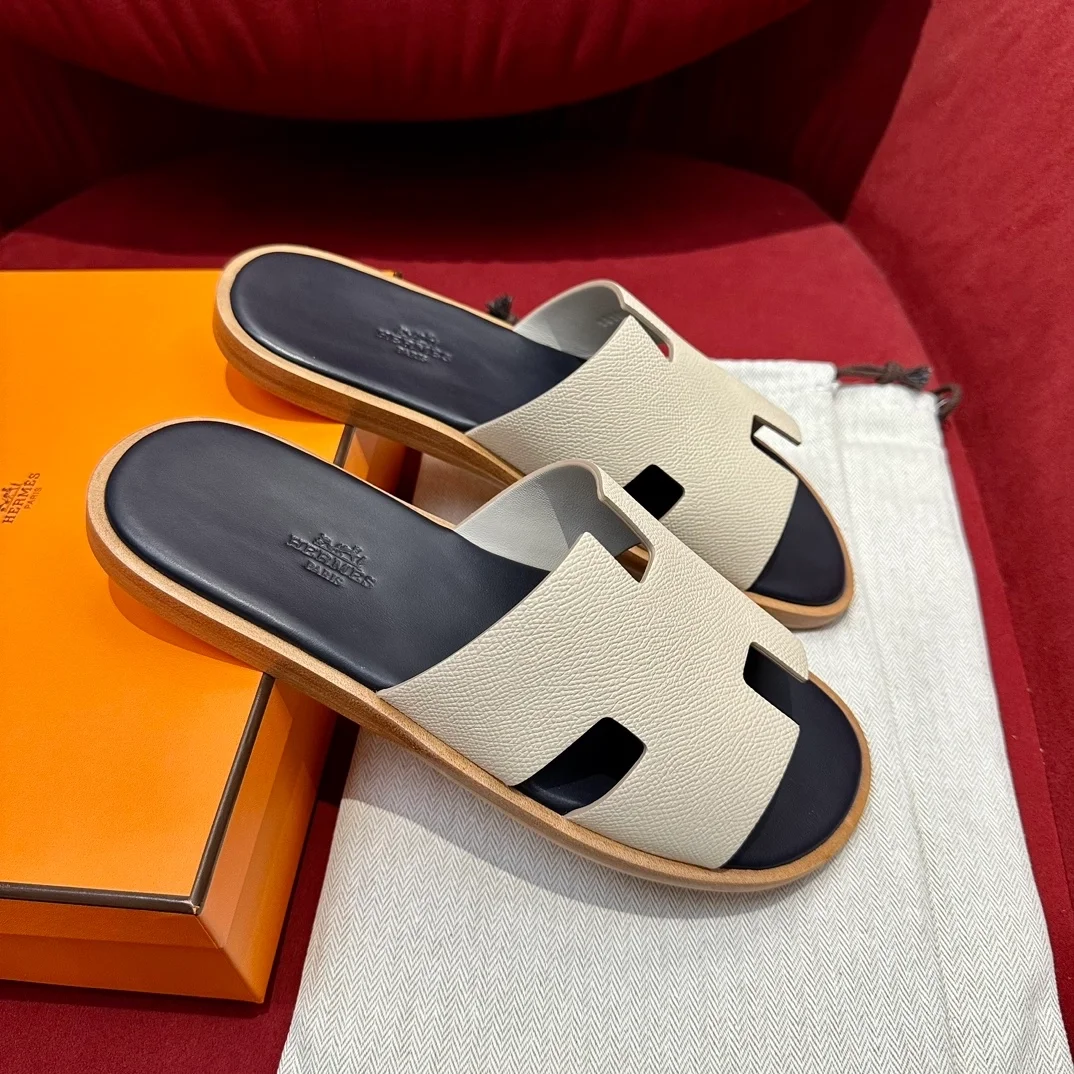 에르메스 이즈미르 샌들 베이지