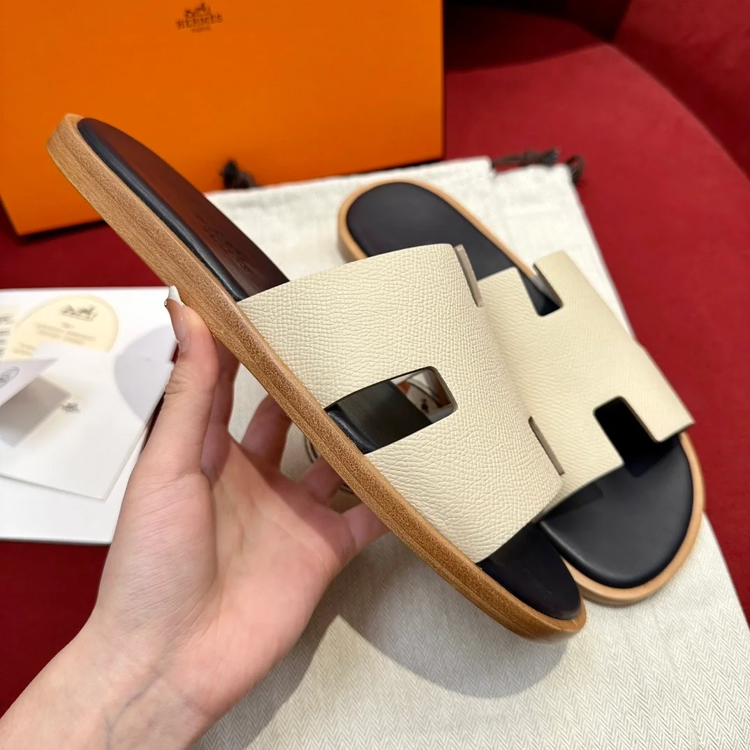 에르메스 이즈미르 샌들 베이지