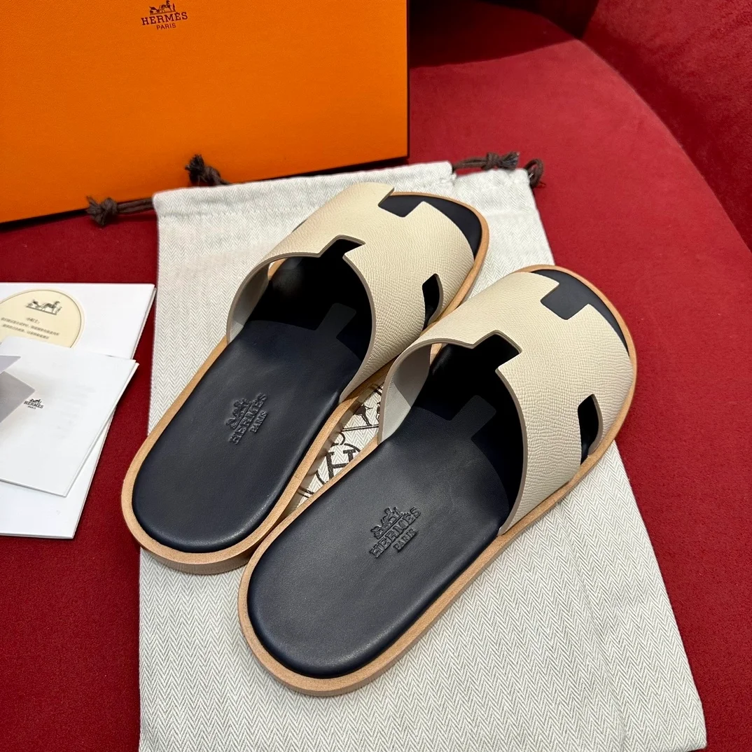 에르메스 이즈미르 샌들 베이지