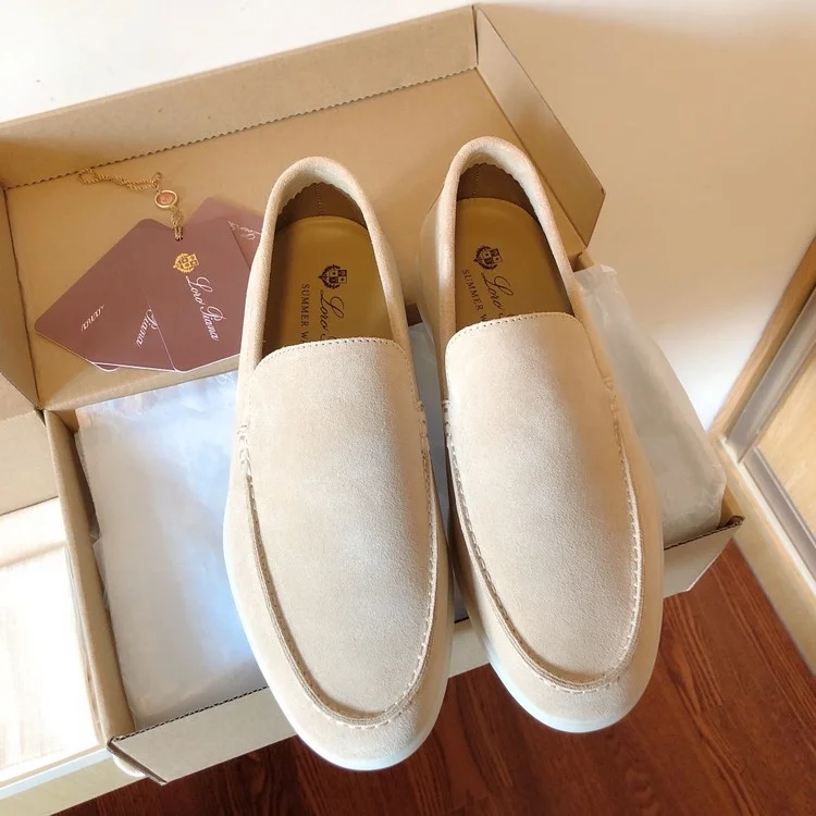 로로피아나 썸머 워크 스웨이드 아이보리