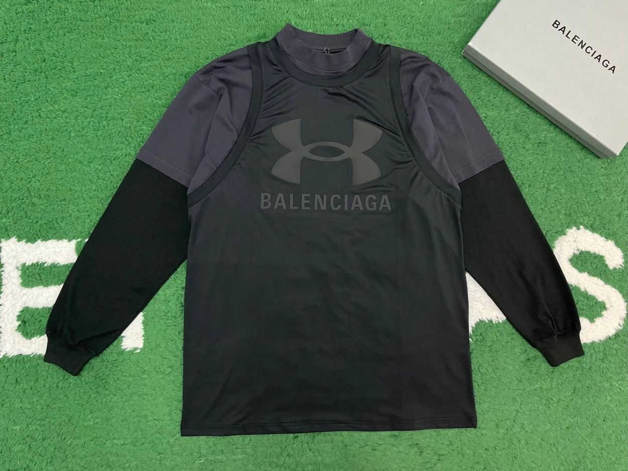 발렌시아가 언더아머 트리플 레이어드 롱슬리브 티셔츠