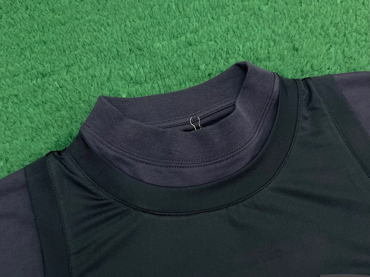 발렌시아가 언더아머 트리플 레이어드 롱슬리브 티셔츠