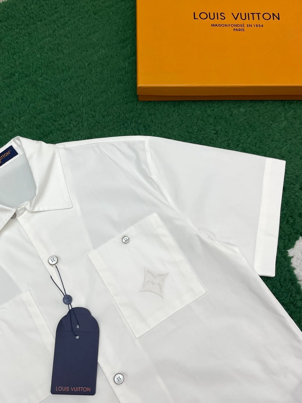 루이비통 시그니처 숏슬리브 코튼 셔츠