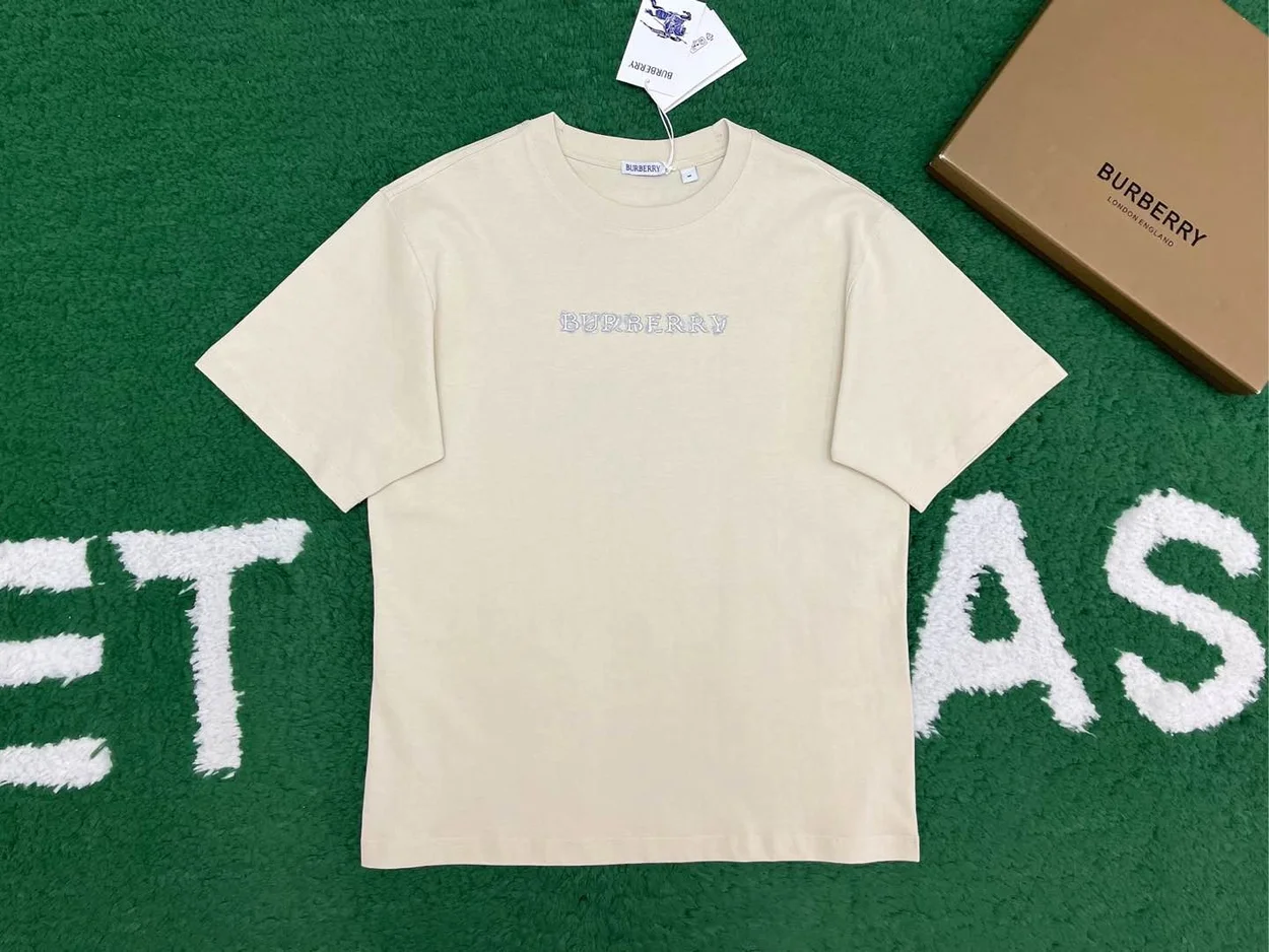 버버리 반팔 티셔츠 베이지