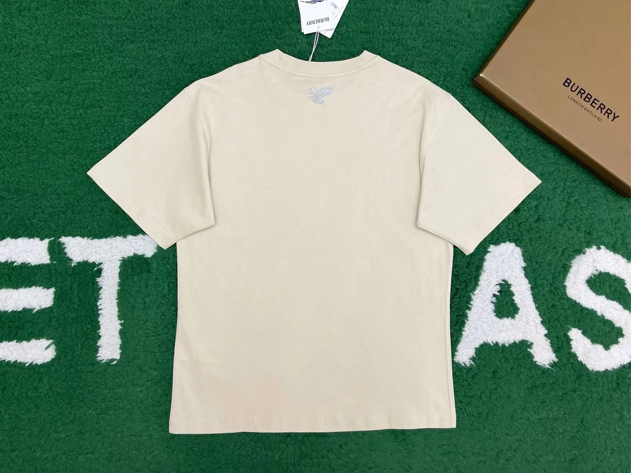 버버리 반팔 티셔츠 베이지