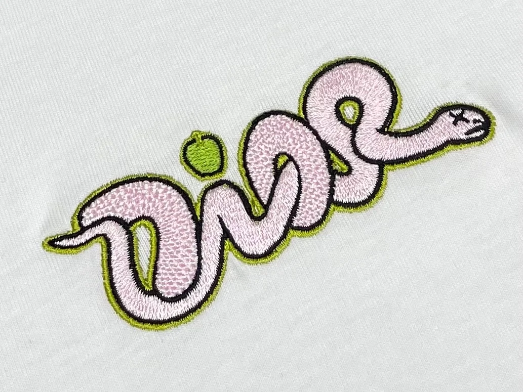 디올 AND KAWS 캐주얼 핏 티셔츠 화이트