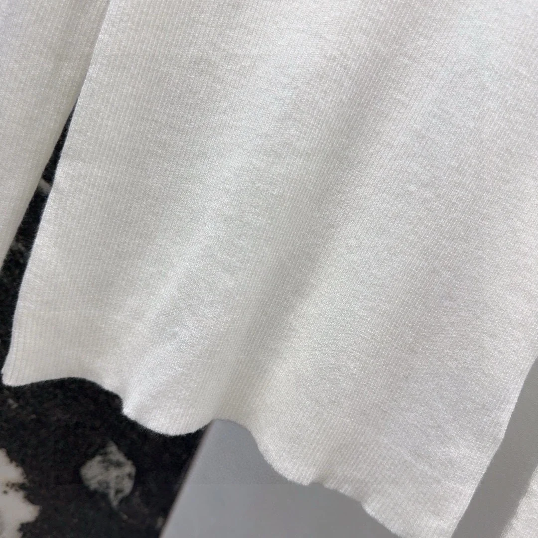 발렌티노 로고 골지 티셔츠 아이보리