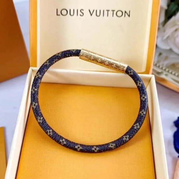 루이비통 컨피덴셜 팔찌 M6334F