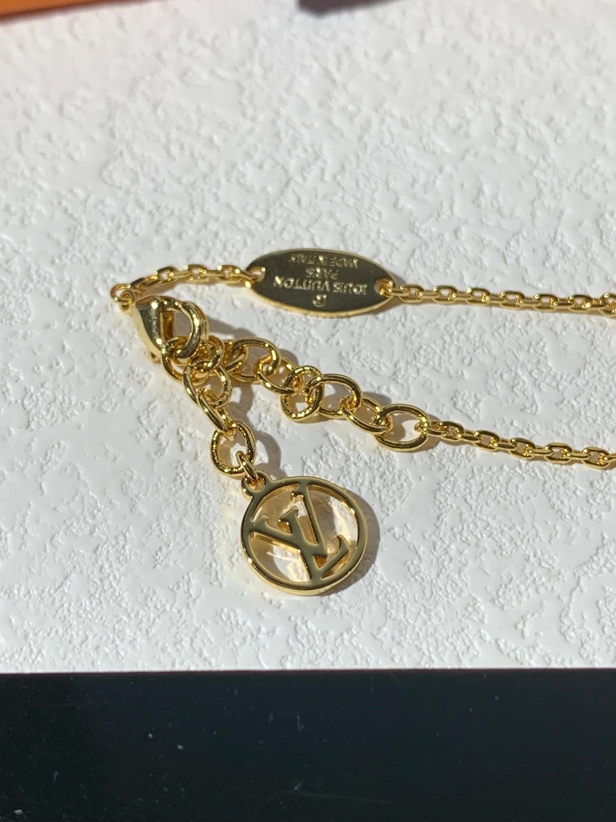 루이비통 인 더 스카이 팔찌 M1040A