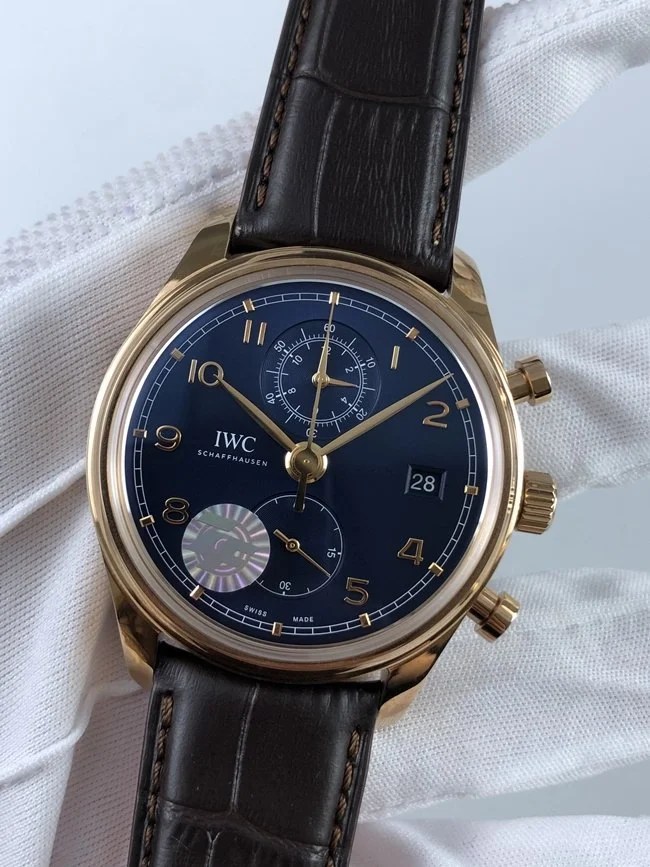IWC 포르투기저 크로노 클래식 로즈골드 블루다이얼