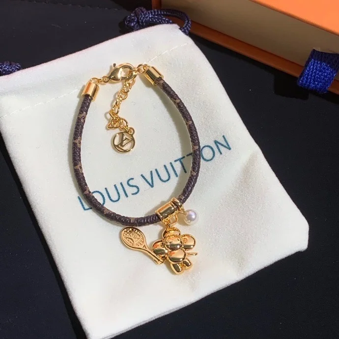 루이비통 비비엔 온 더 코트 팔찌 M8087Z