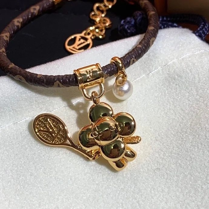 루이비통 비비엔 온 더 코트 팔찌 M8087Z