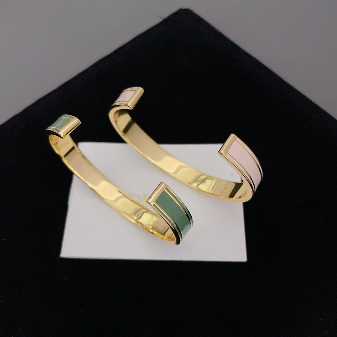 디올 코드 뱅글 골드 피니쉬 그린 팔찌