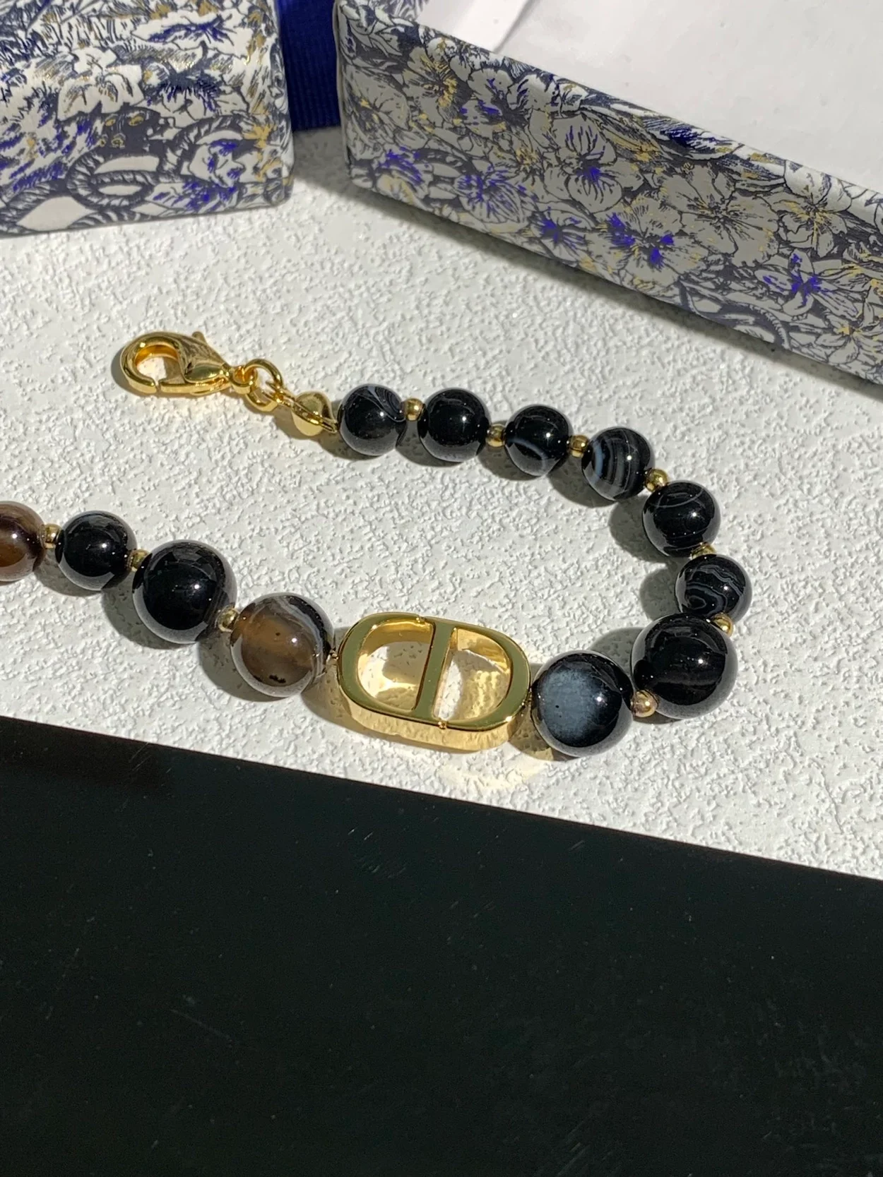 디올 30 몽테뉴 플랙 펄 팔찌