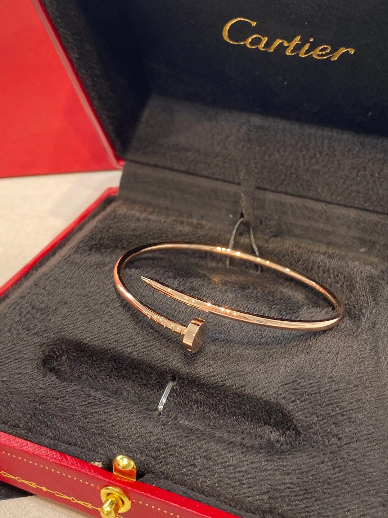까르띠에 저스트 앵 끌루 핑크 골드 팔찌 B6048117