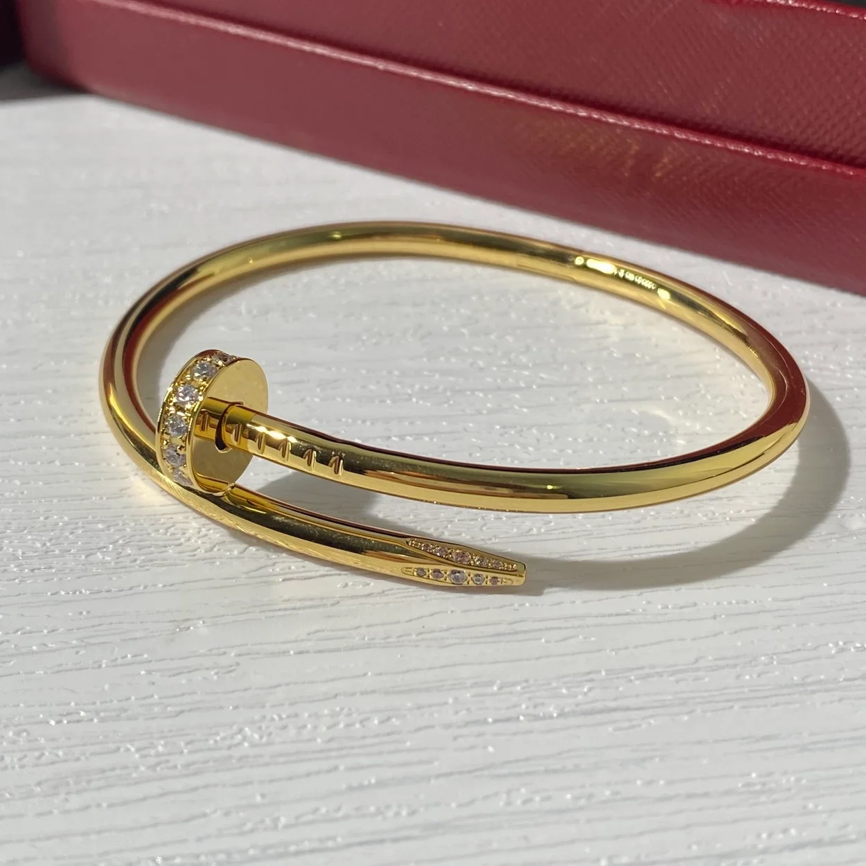 까르띠에 저스트 앵 끌루 옐로우 골드 팔찌 B6066117