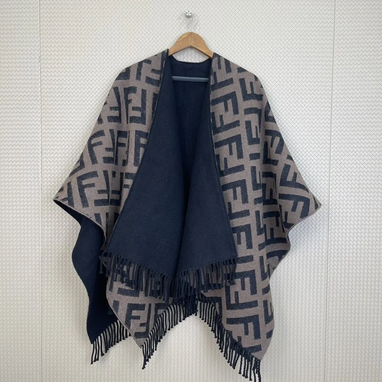 펜디 양모 로고 머플러