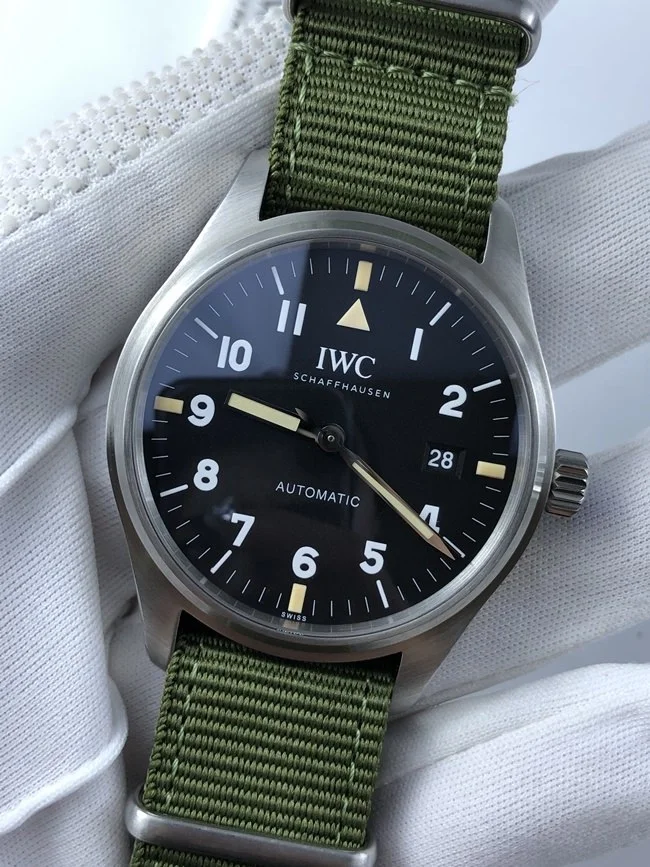 IWC 마크18 트리뷰트 블랙다이얼 그린 나일론