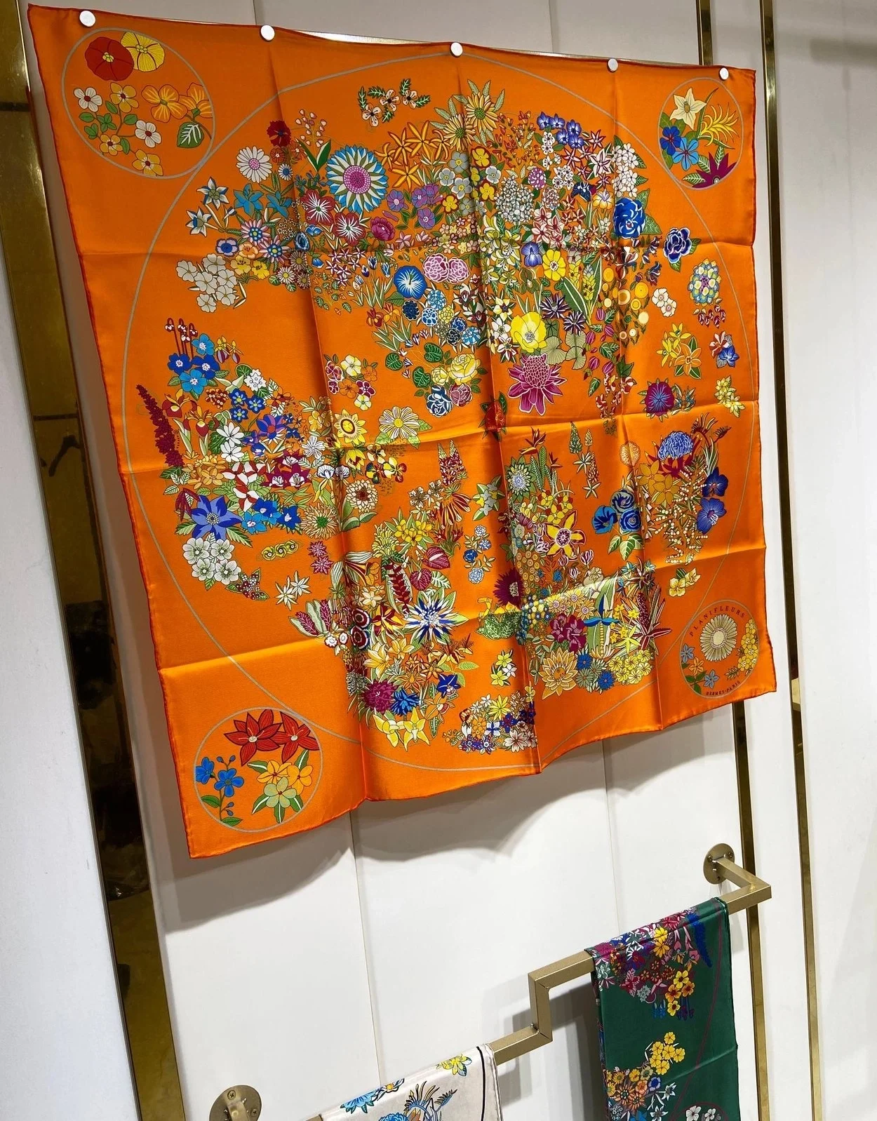 에르메스 플랑플뢰르 90 오렌지 스카프