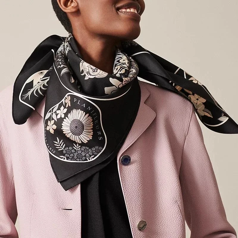 에르메스 플랑플뢰르 90 블랙 스카프