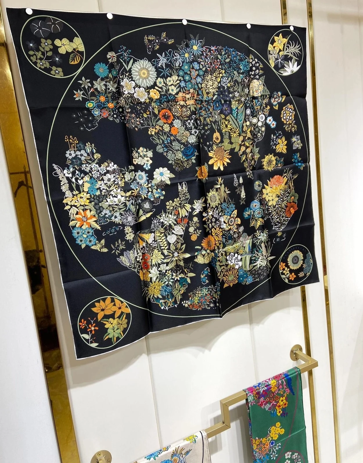 에르메스 플랑플뢰르 90 블랙 스카프