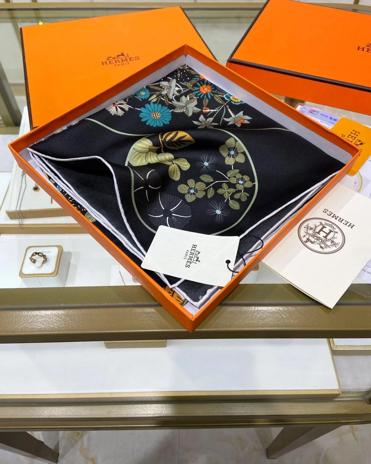 에르메스 플랑플뢰르 90 블랙 스카프