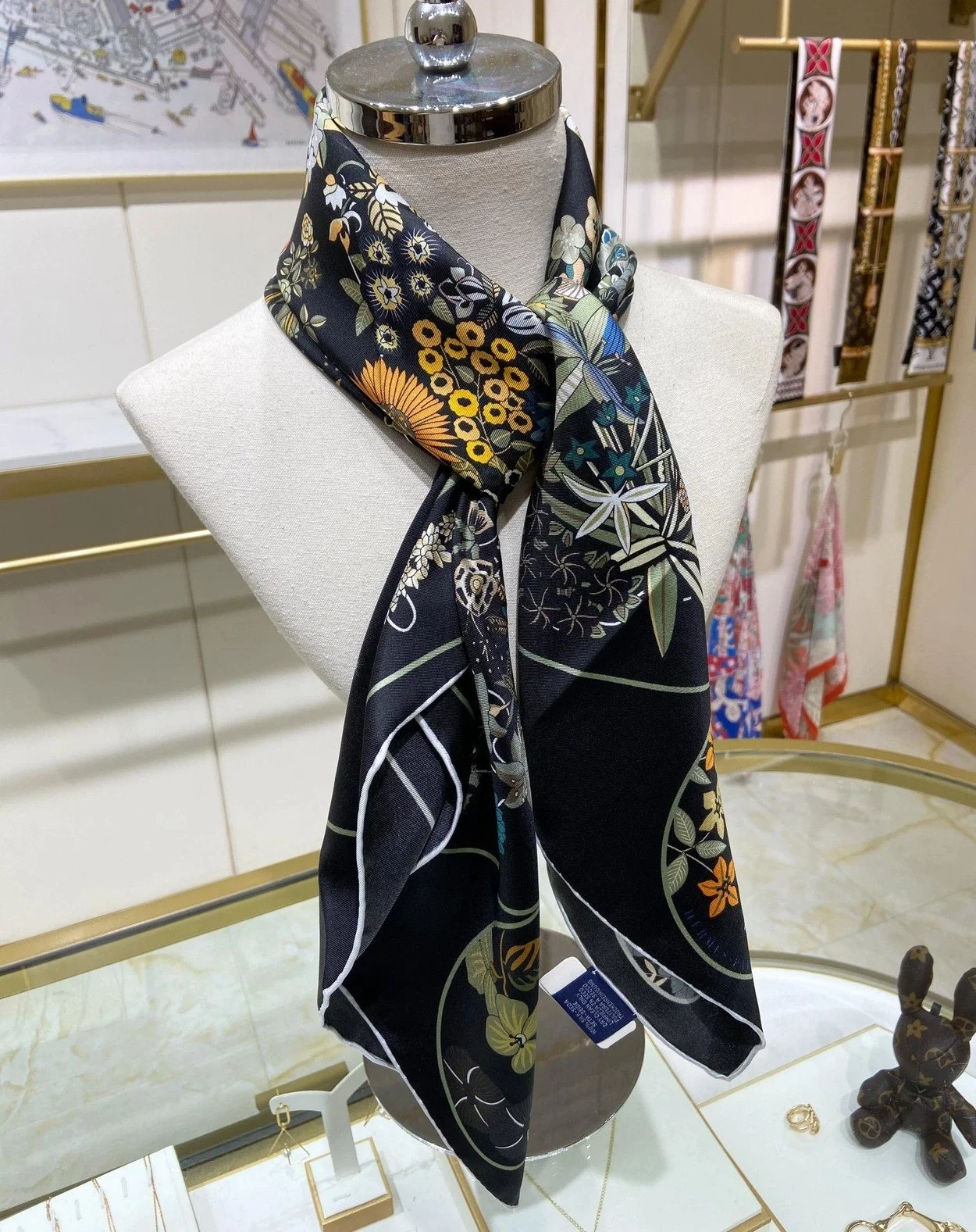 에르메스 플랑플뢰르 90 블랙 스카프