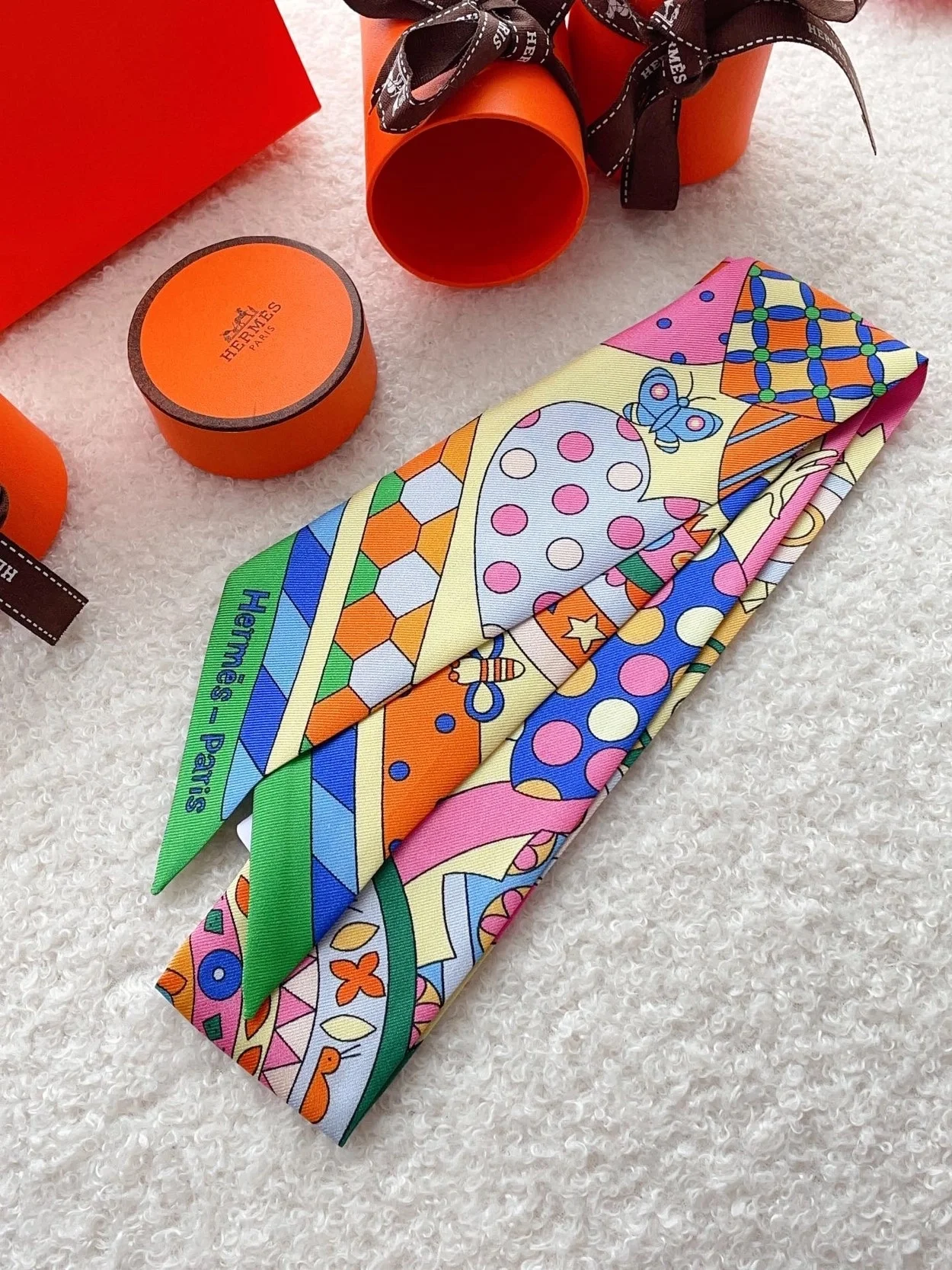 에르메스 레 무뮈르 드 라 포레 트윌리