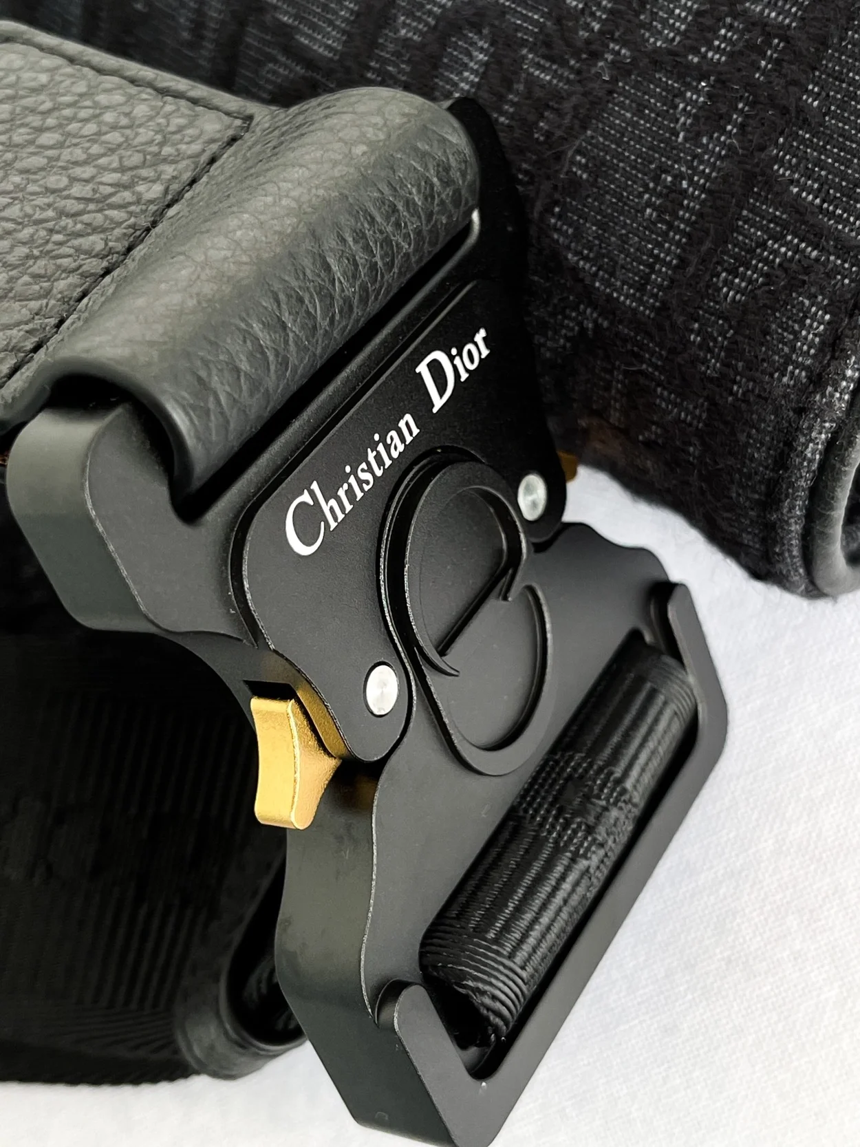 디올 새들백 블랙 오블리크 자카드