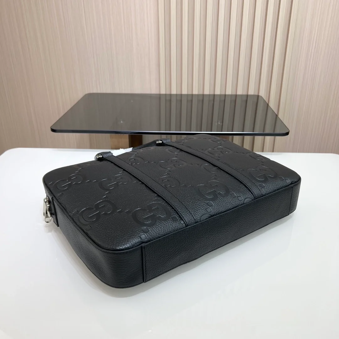 구찌 블랙 레더 점보 GG 브리프케이스