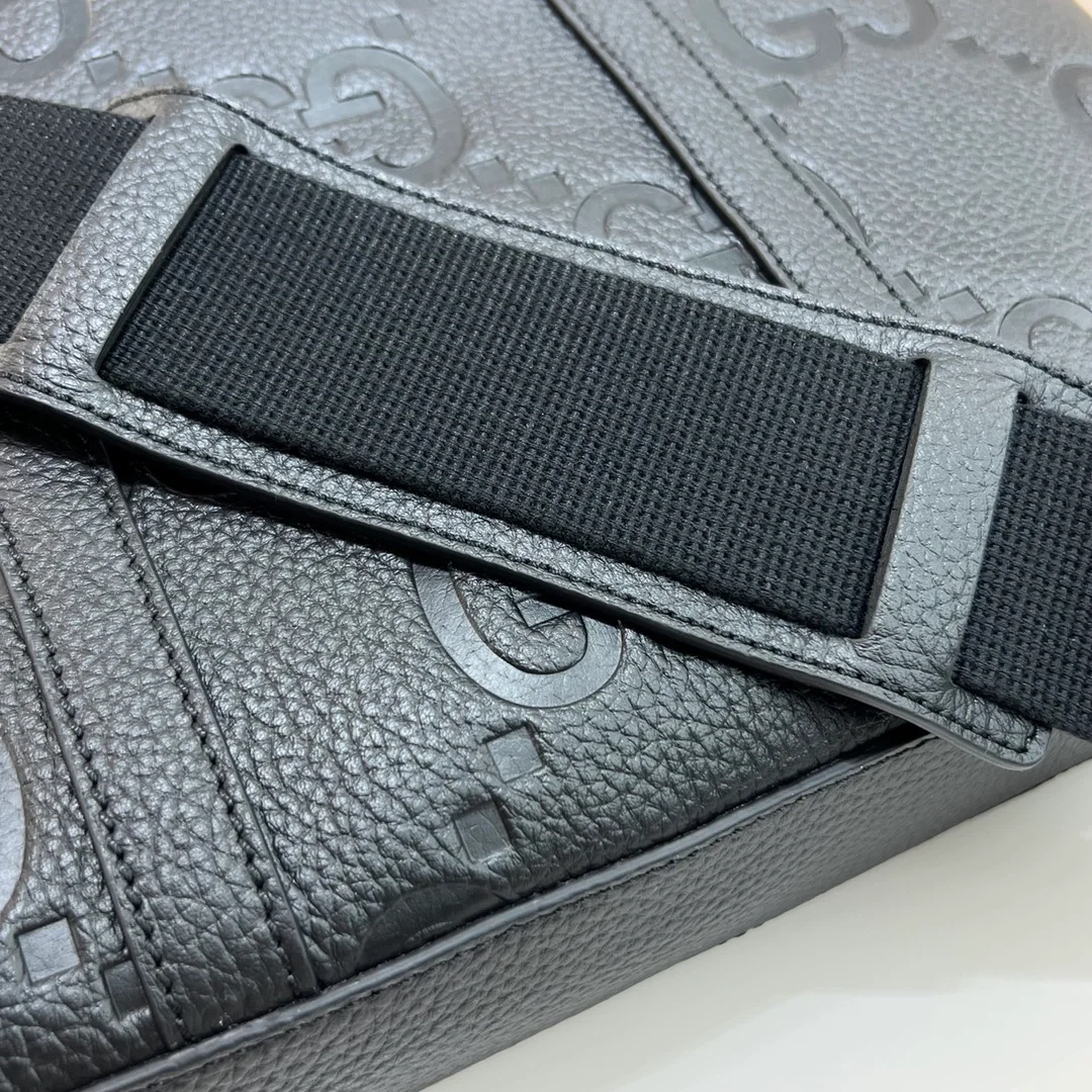 구찌 블랙 레더 점보 GG 브리프케이스