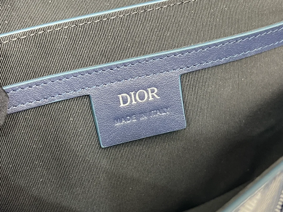 디올 다이아몬드 캔버스 메신저 백 네이비