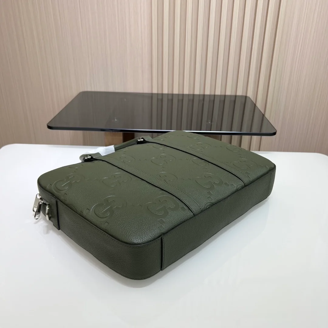 구찌 다크 그린 레더 점보 GG 브리프케이스