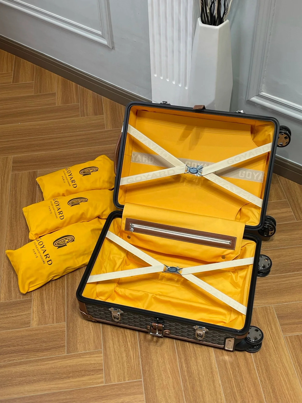 고야드 부흐제 트롤리 PM 탄