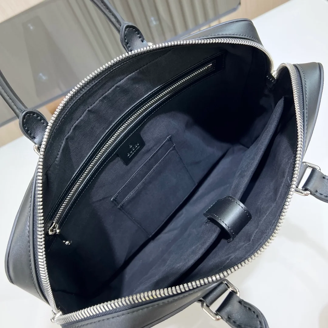 구찌 GG 수프림 브리프케이스