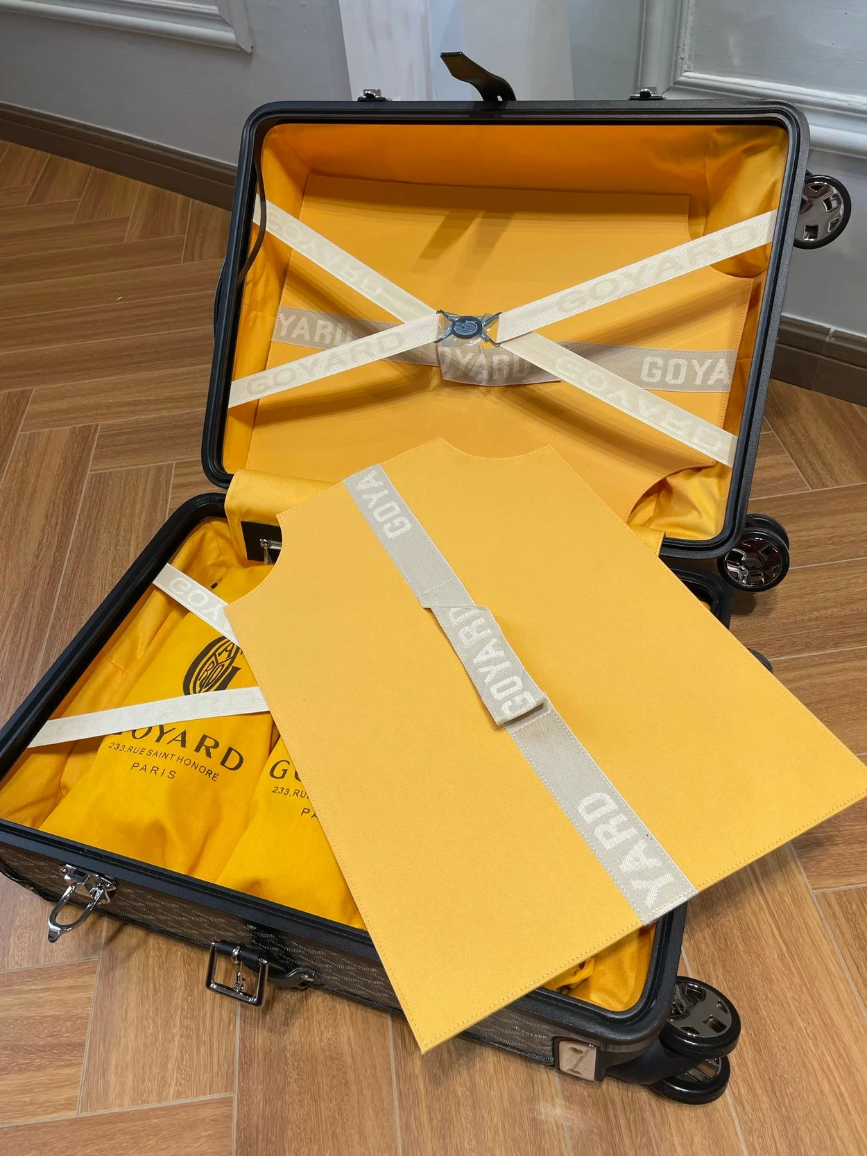 고야드 부흐제 트롤리 PM 블랙