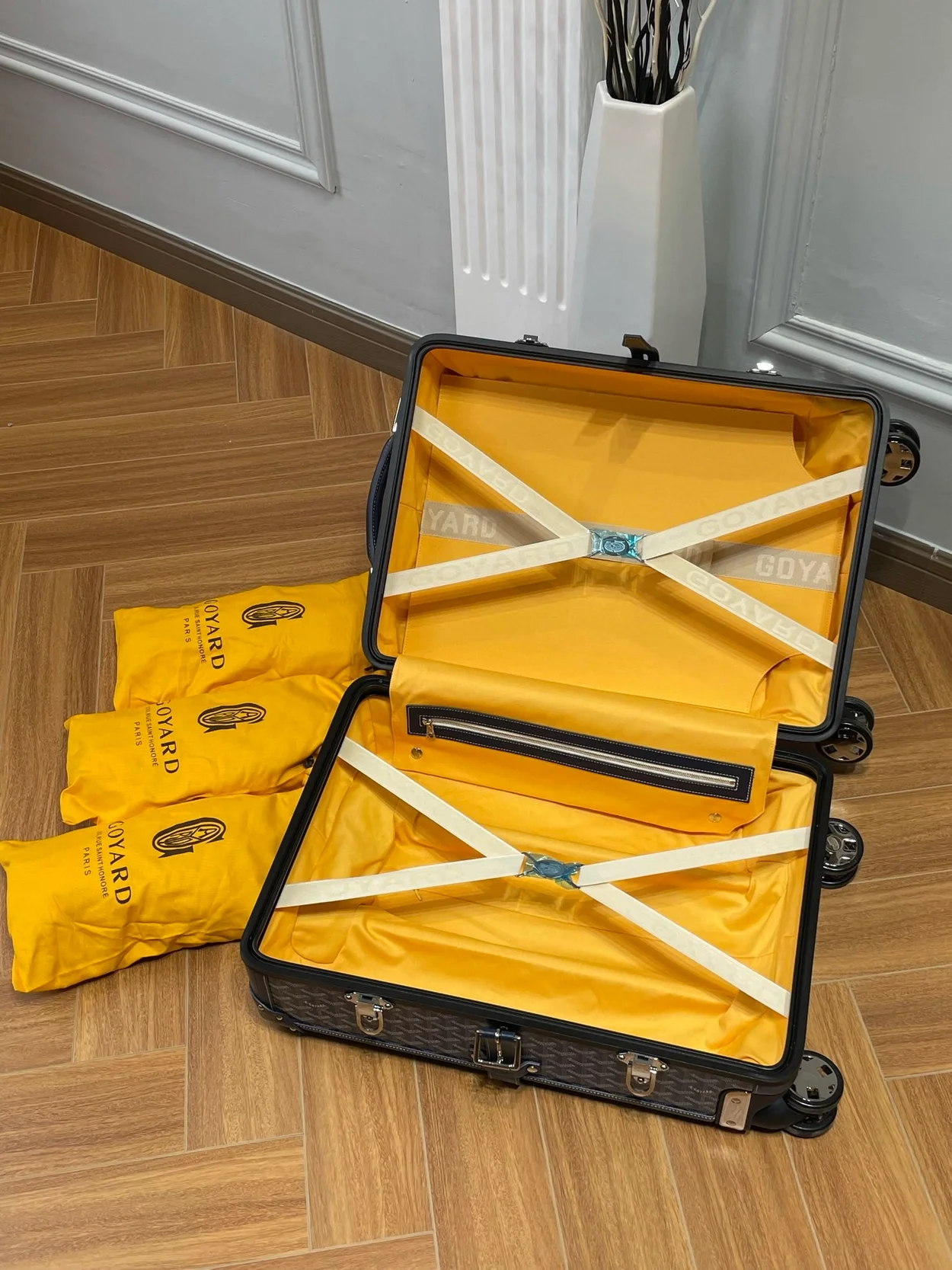 고야드 부흐제 트롤리 PM 네이비