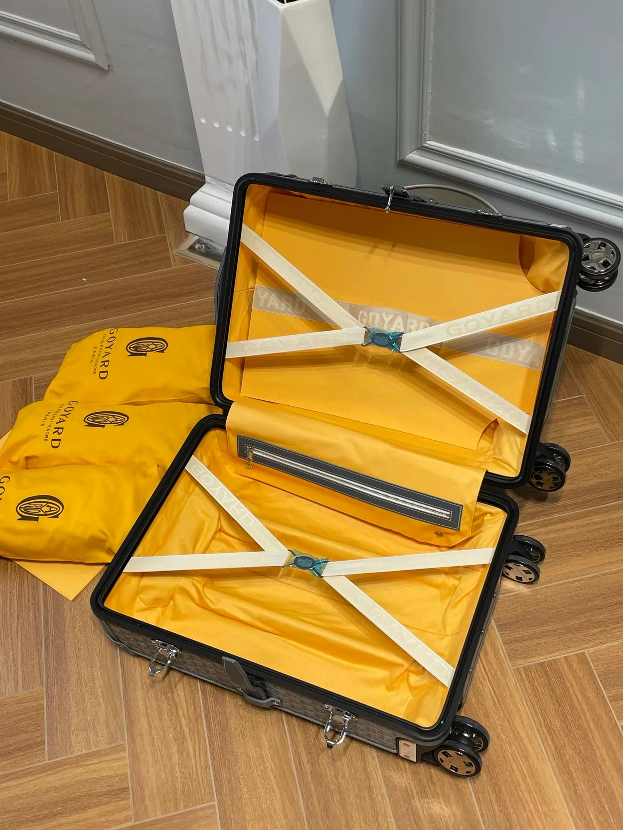 고야드 부흐제 트롤리 PM 그레이