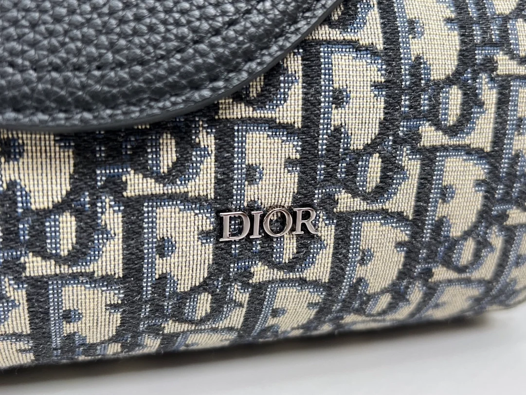 디올 ROLLER 미니 메신저 백