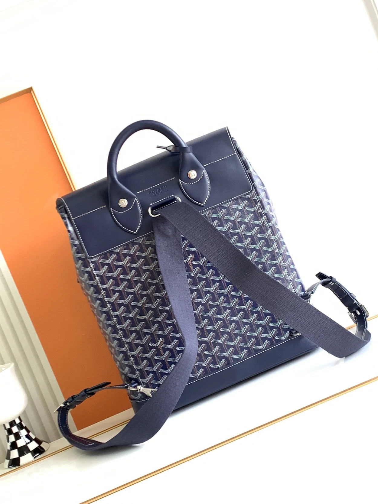 고야드 알파인 MM 백팩 네이비