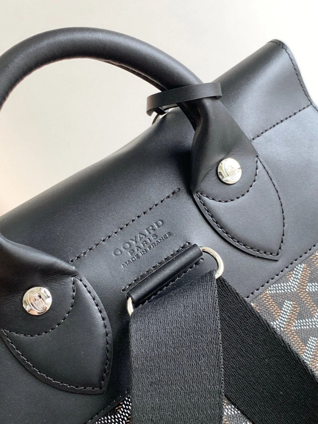 고야드 알파인 MM 백팩 블랙