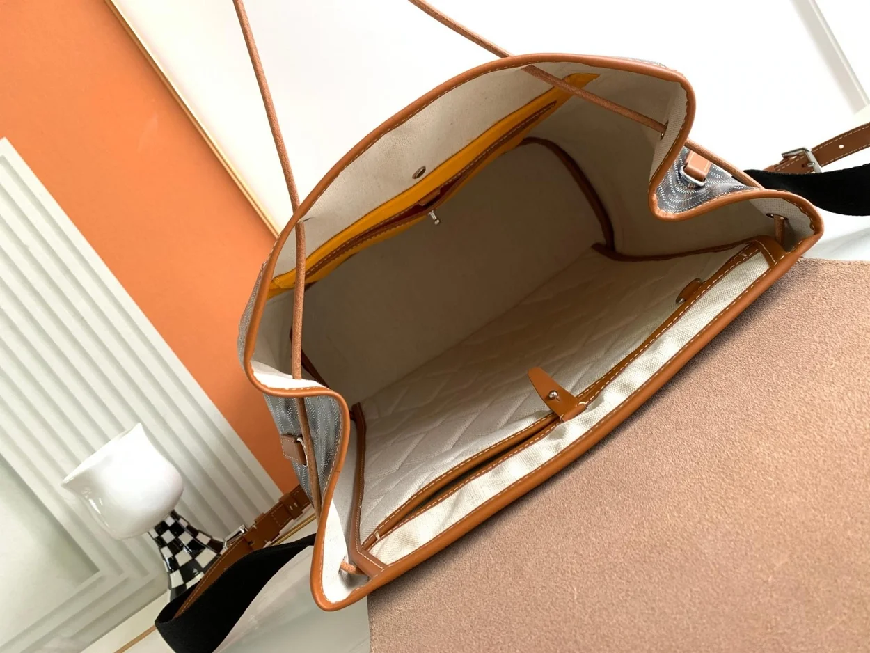 고야드 알파인 MM 백팩 탄