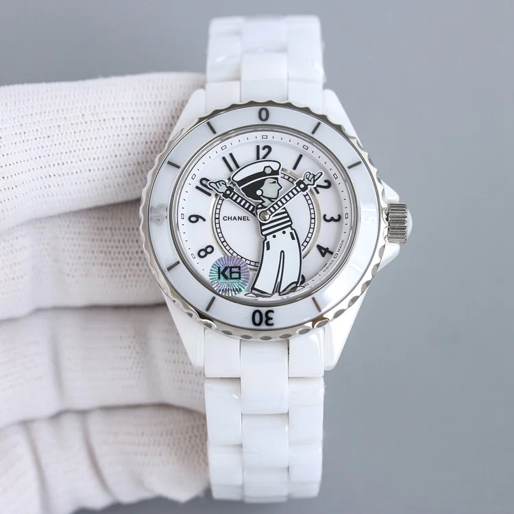 샤넬 24SS 마드모아젤  J12 라 파우자 38 MM
