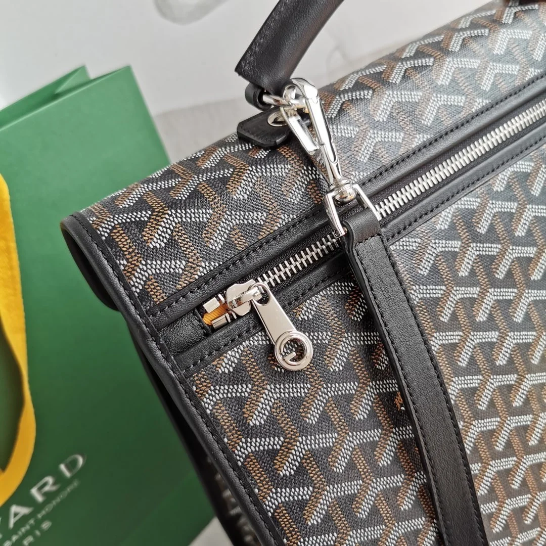 고야드 생레제르 백팩 블랙