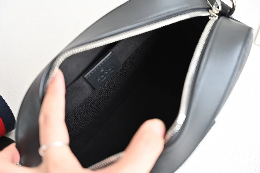 구찌 GG 크로스 백